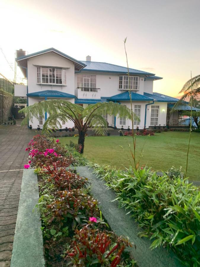 Hotel Aaradhya Nuwara Eliya Esterno foto