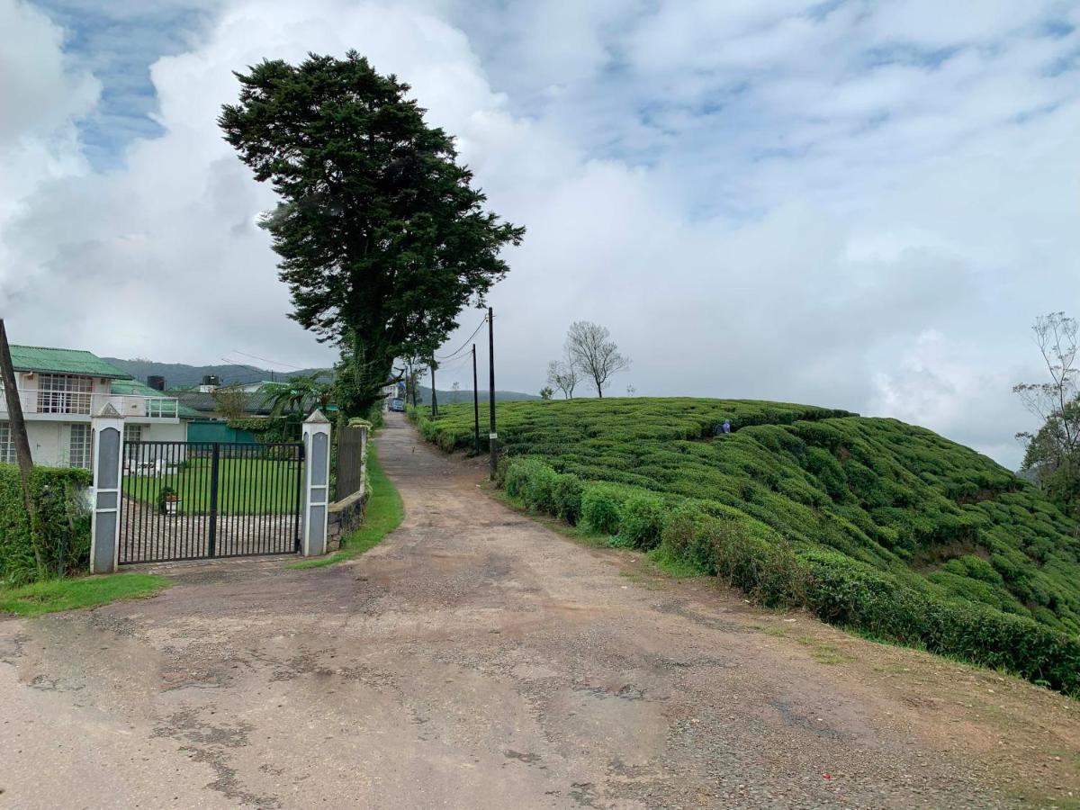 Hotel Aaradhya Nuwara Eliya Esterno foto