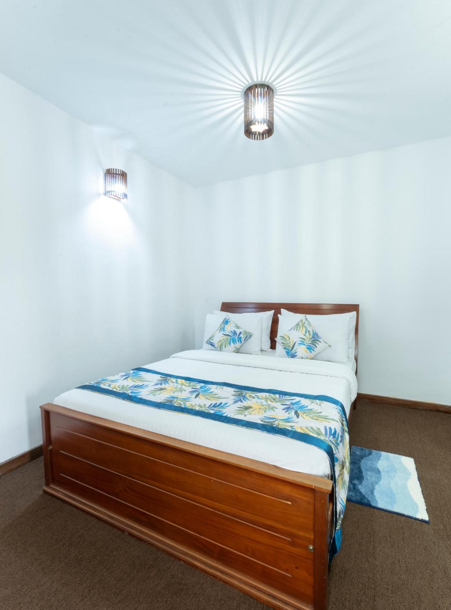Hotel Aaradhya Nuwara Eliya Esterno foto