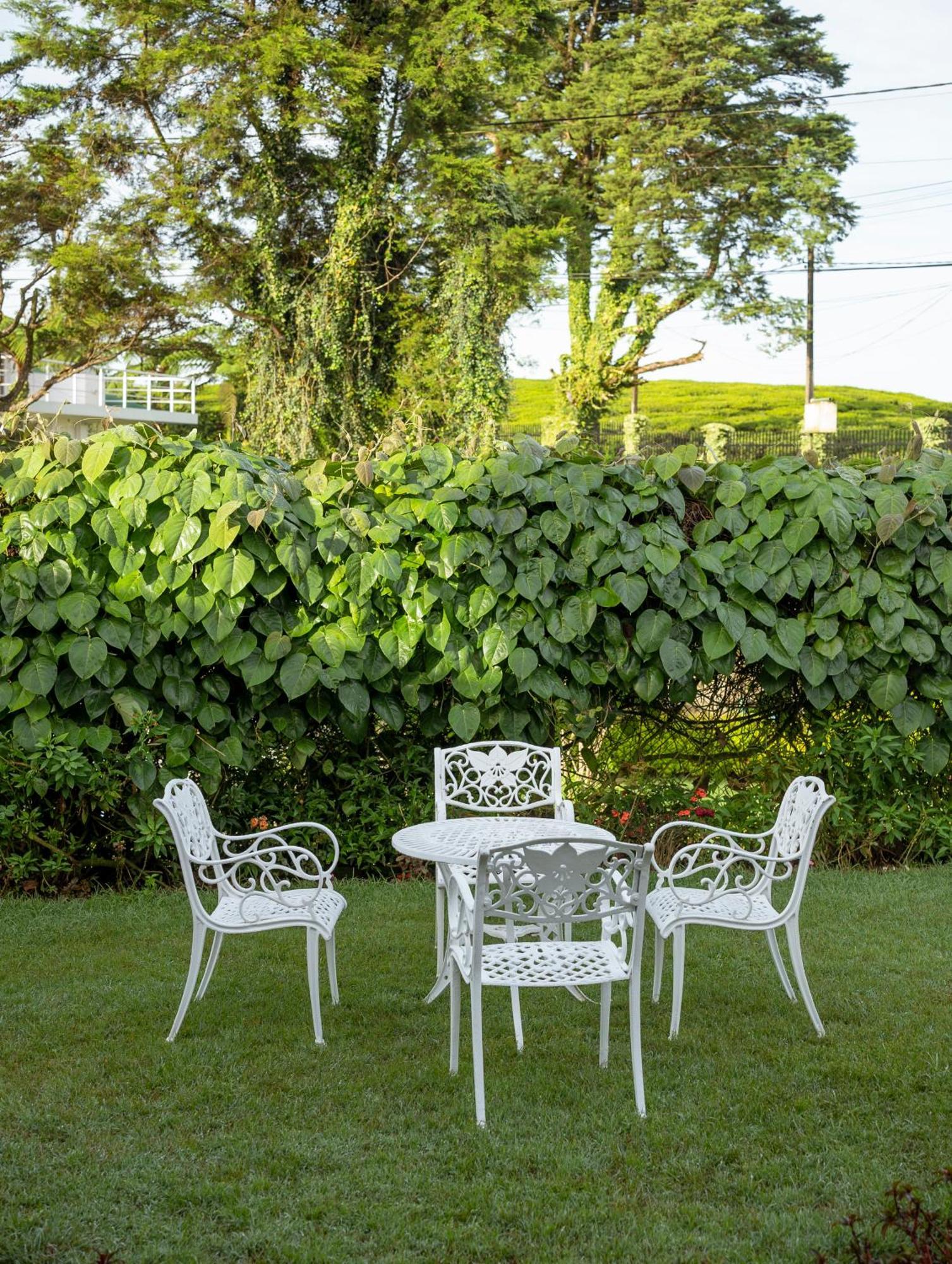 Hotel Aaradhya Nuwara Eliya Esterno foto